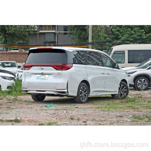 Hot Sale  In Stock Trumpchi 2023 M8 Lingxiu Deluxe Version 2.0T L4 Gasoline MPV 7 Seat Car